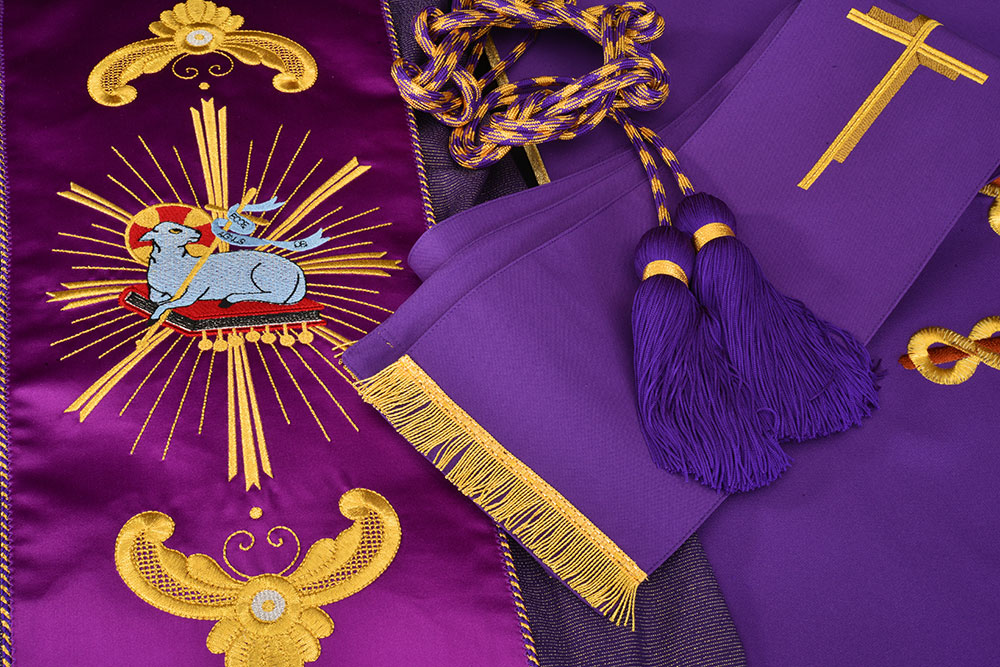 Paramenti Liturgici